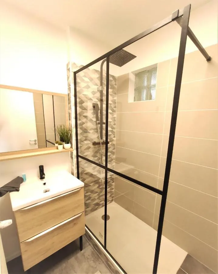 Apartamento L'ÉGLANTINE - Proche Centre - Free Parking - Airbus Toulouse