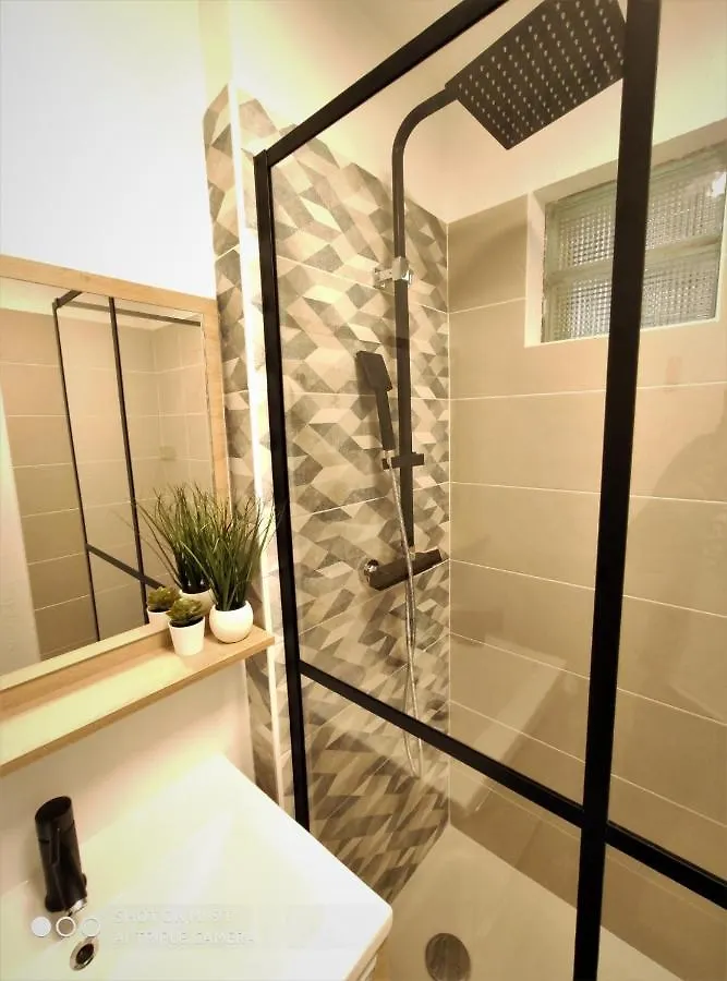 Apartamento L'ÉGLANTINE - Proche Centre - Free Parking - Airbus Toulouse